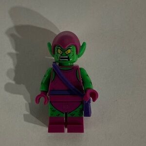 Lego Green Goblin 76057 Magenta Outfit Super Heroes Minifigure